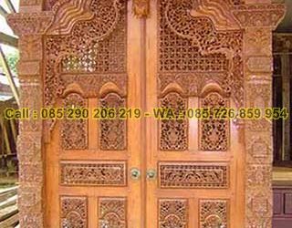 Pintu Gebyok Jati Jepara