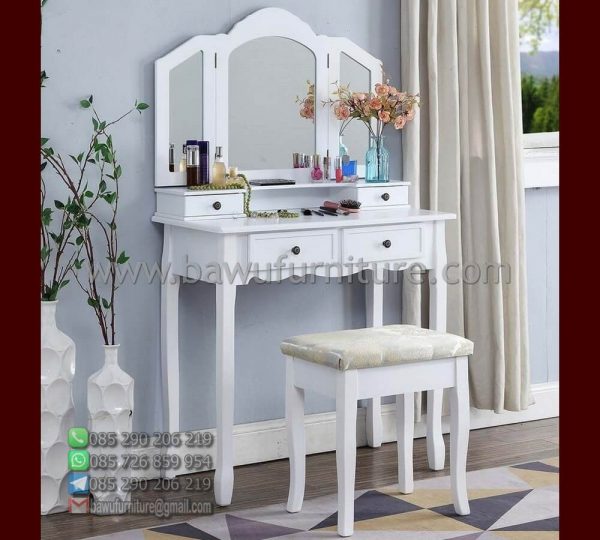 Meja Rias Cantik Putih
