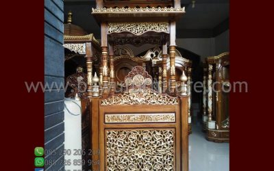 Mimbar Masjid Kubah Ukiran Kaligrafi Jepara