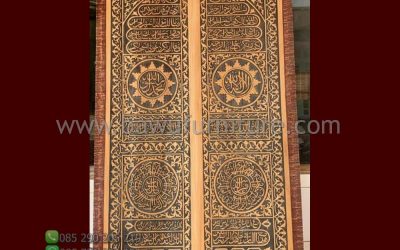 Kaligrafi Pintu Kabah Kayu Jati Karya Jepara Replika