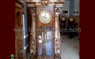 Lemari Jam Jepara Dari Kayu Jati Harga Jual Murah