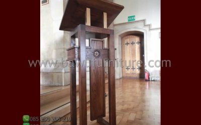Mimbar Gereja Klasik Model Minimalis Jati