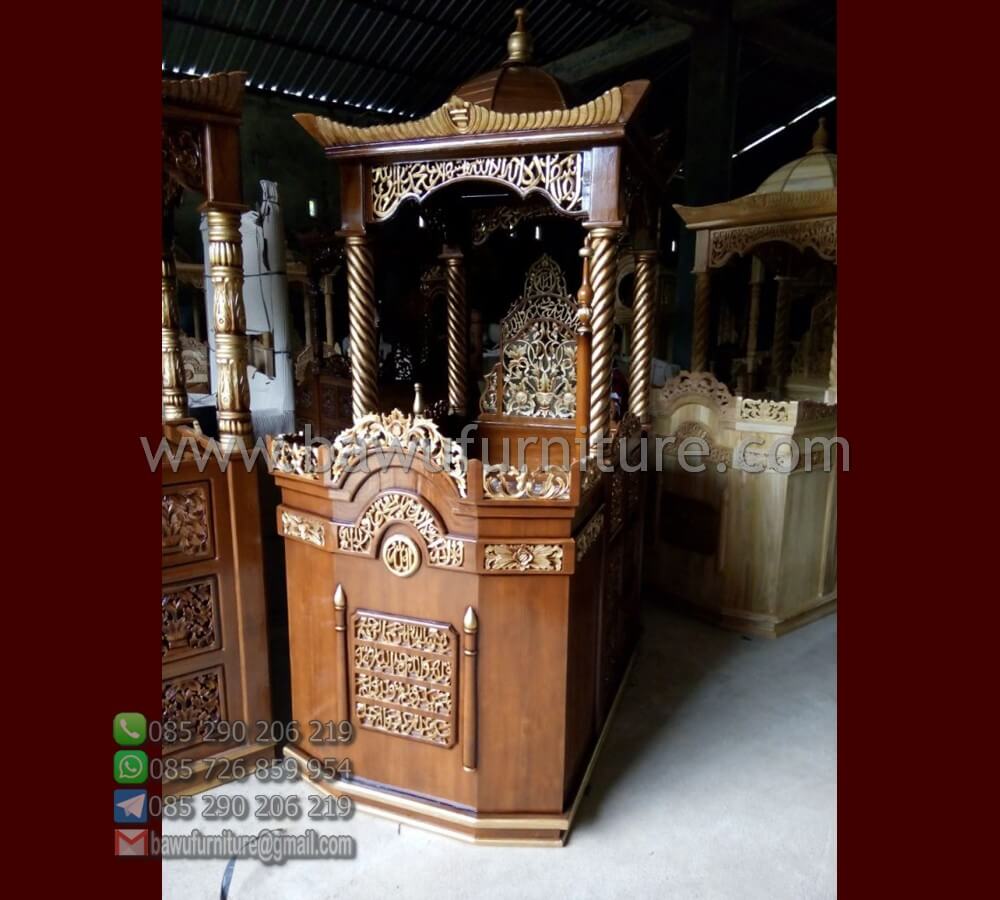 Mimbar Masjid Kubah Jati Jepara