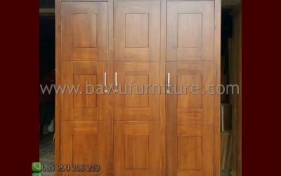 Lemari Pakaian Kayu Minimalis 3 Pintu Jati