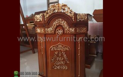 Mimbar Ceramah Masjid Salatiga Dari Kayu Jati