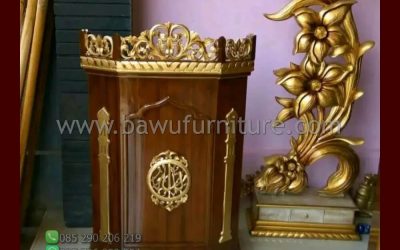Mimbar Ceramah Masjid Surakarta Dari Kayu Jati