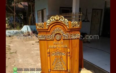 Mimbar Masjid Mamba’ul Huda Ukir Jepara Dari Kayu Jati
