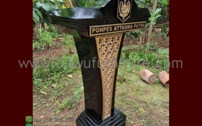 Podium Ponpes Attaqwa Putra Model Minimalis Kayu Jati