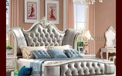 Tempat Tidur Mewah Jepara Model Jok Ukiran Klasik