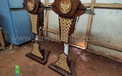 Harga Podium Hidrolik Model Minimalis Modern Dari Jati