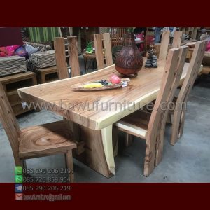 Meja Makan Kayu Trembesi Minimalis