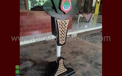 Podium Hidrolik Kab Banggai Minimalis Modern Dari Jati