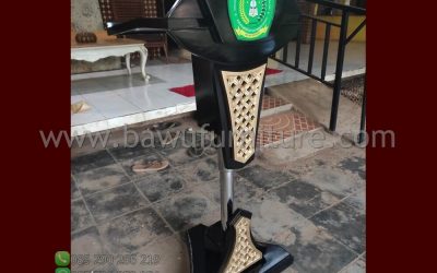 Podium Hidrolik SMP NU Assalam Minimalis Jati Modern