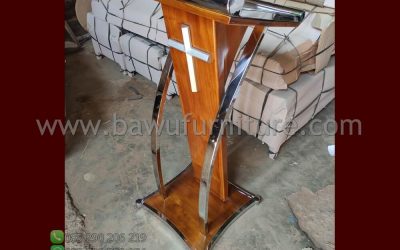 Podium Minimalis Gereja Katolik Dari Jati & Stainless