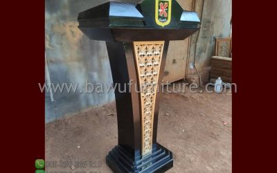 Podium Minimalis Jati Perguruan Ksatyra Harga Murah
