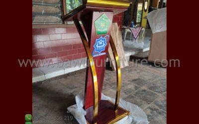 Podium Minimalis MAN Insan Cendekia Jati & Stainless