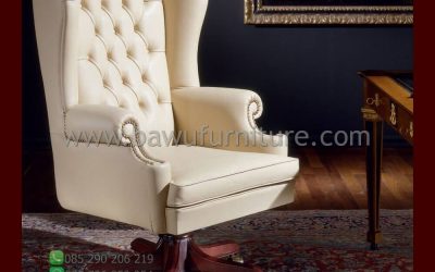 Kursi Kerja Executive Dari Kayu Jati Dan Hidrolik