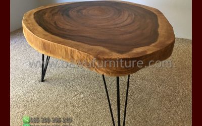 Meja Kopi Trembesi Alami Model Bulat Kaki Besi