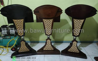 Stock Podium Minimalis Jepara Dari Kayu Jati & Hidrolik