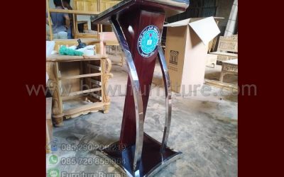 Contoh Podium Minimalis Stainless Tiang Lengkung