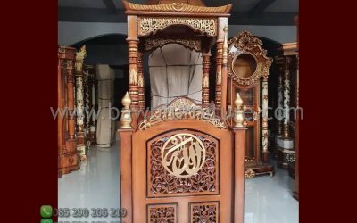 Gambar Mimbar Atap Kubah Jati Model Ukiran Jepara