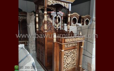 Model Mimbar Atap Kubah Jati Desain Ukiran Jepara