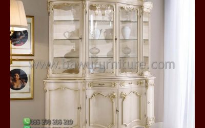 Lemari Pajangan Klasik Desain Mewah Terbaru Jepara
