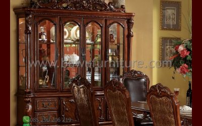 Lemari Pajangan Kayu Jati Model Ukir Klasik Mewah