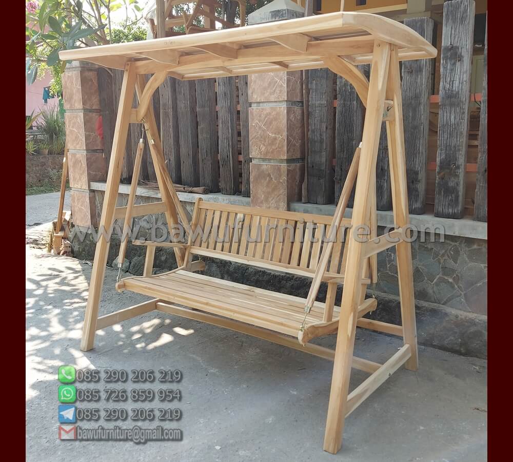 Stock Ayunan Kayu Jati