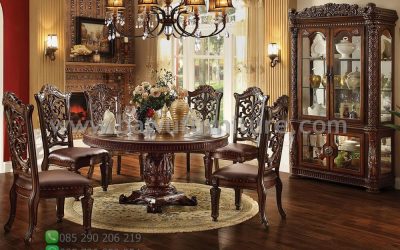 Meja Makan Kayu Jati Antik