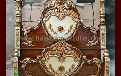 Dipan Cinta Dari Kayu Jati Jepara