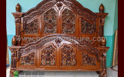 Dipan Gebyok Dari Kayu Jati Jepara