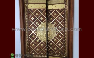 Pintu Masjid Nabawi Jepara Dari Kayu Jati