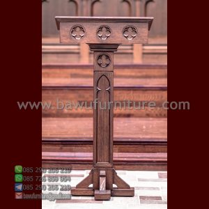 Pulpit Gereja Klasik Eropa