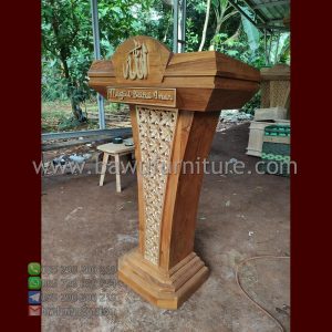 Podium Masjid Baitul Iman