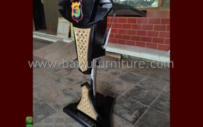 Podium Polres Lampung Tengah Minimalis