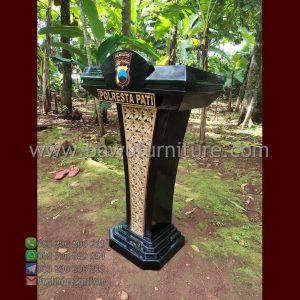 Podium Polresta Pati