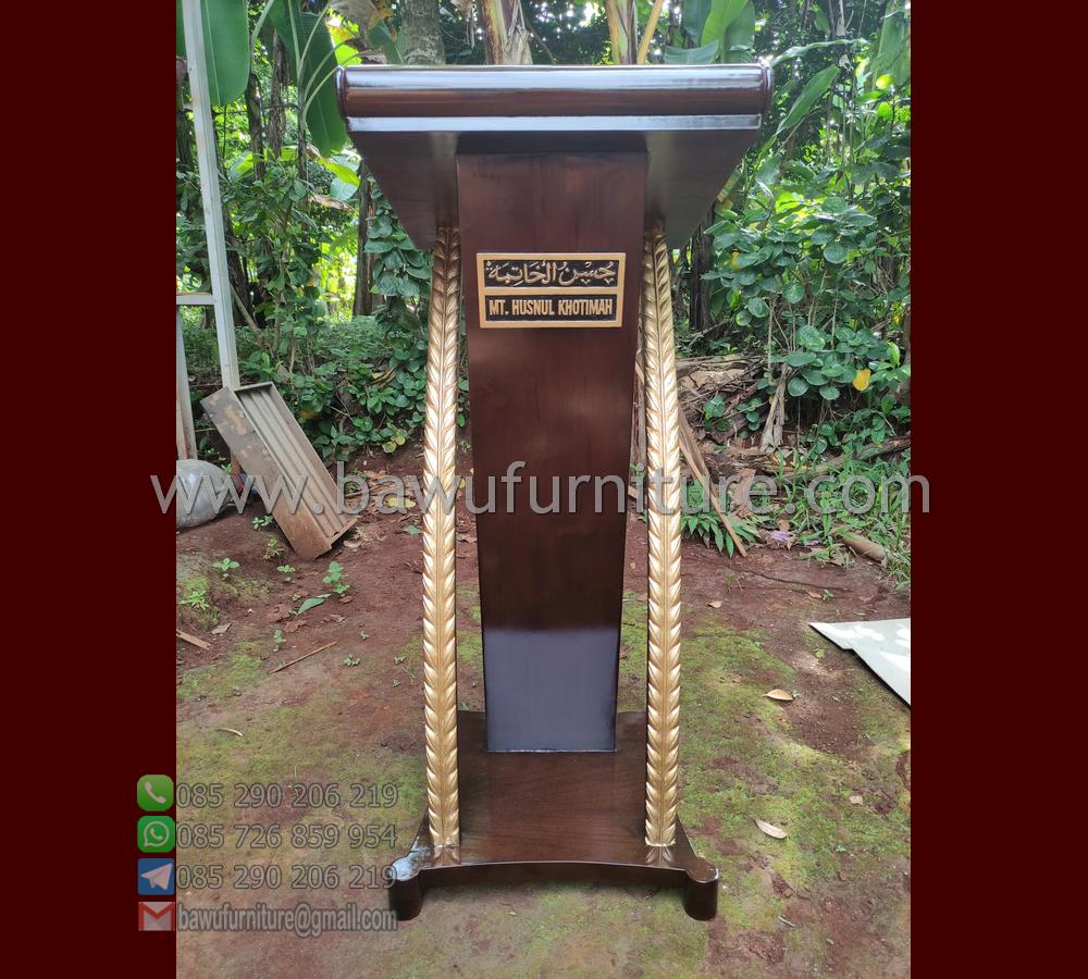 Podium MT Husnul Khotimah