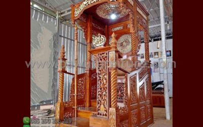 Mimbar Masjid Demak Model Atap Kubah