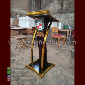 Podium Minimalis PKPRI Saluyu