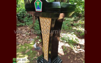Podium STIE Malangkucecwara Model Minimalis Terbaru