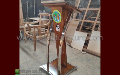 Podium Pidato Universitas 17 Agustus Semarang Minimalis