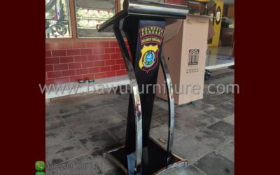 Podium Pidato Polresta Kendari Minimalis Stainless