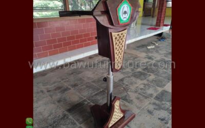 Podium Pidato SMK Insan Medika Model Hidrolik Minimalis