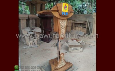 Podium Pidato PLN Model Minimalis Hidrolik