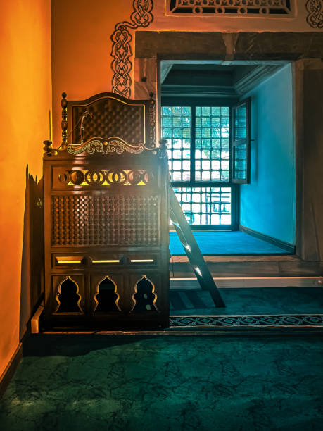 Mimbar Masjid dengan Sentuhan Arsitektur Modern