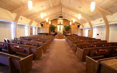 Mimbar Gereja dan Keseimbangan Estetika, Menyatukan Fungsi dan Keindahan dalam Satu Desain