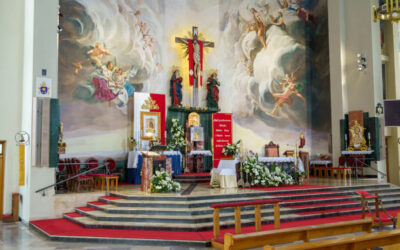 Mimbar Gereja yang Memukau: Menciptakan Pengalaman Ibadah yang Mendalam