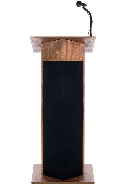 Seni Podium Minimalis: Jasa Pembuatan yang Memperkenalkan Keindahan dalam Bentuk Paling Sederhana