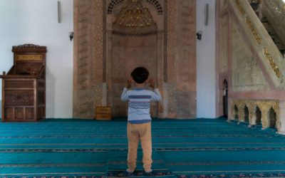 Mimbar Masjid Ukir: Keindahan dan Keunikan dalam Setiap Detilnya